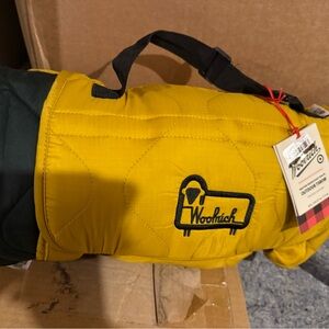 Woolrich x target Quilted water resistant outdoor throw in Yellow and Black NEW